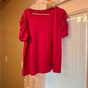 JODIFL Fuchsia Short Sleeve Top